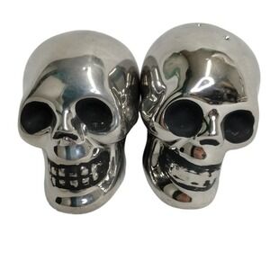 Boston Warehouse Bone‎ Collector Chrome Skull Salt & Pepper Shaker Set Gothic